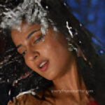 anushka shetty bikini stills from billa HD images 14