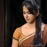 anushka shetty homely look chubby face HD images 4