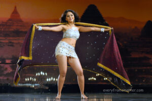 anushka shetty  inner thighs