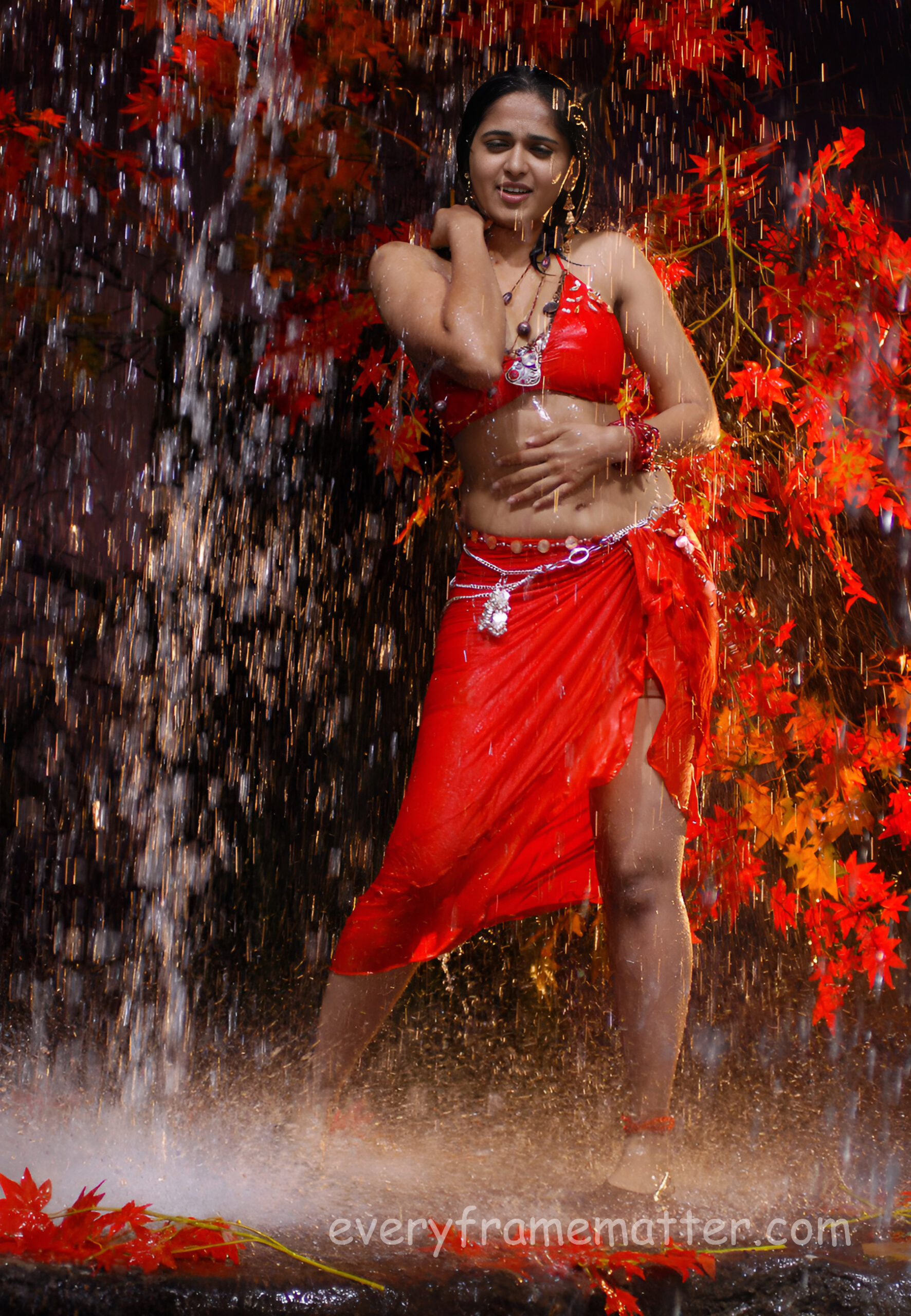 aushka shetty hot navel thighs and armpits in rain HD images 8 scaled