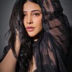 shrutzhaasan_1756216100_3707731843627939886_490297128